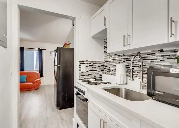 Coral Sands 1Br/1Ba Close 2 Beach!